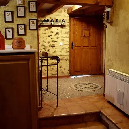 La Buhardilla De Calatanazor, Tu Rincon Rural Дом отдыха *